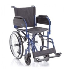 Sedia a rotelle con ingombro